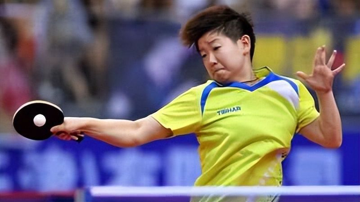 dota2直播-《全民学乒乓横拍篇》第39集：正手前冲下旋球与直拍拉球|乒乓球|手指|旋转|乒乓球比赛|板型_新浪体育_新浪新闻